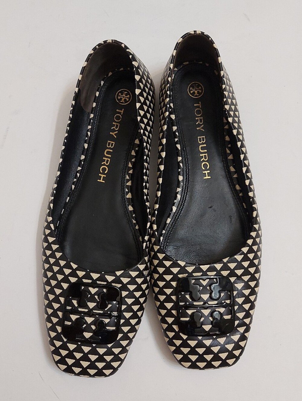Tory Burch Black & Cream Geometric Logo Ballet Flats